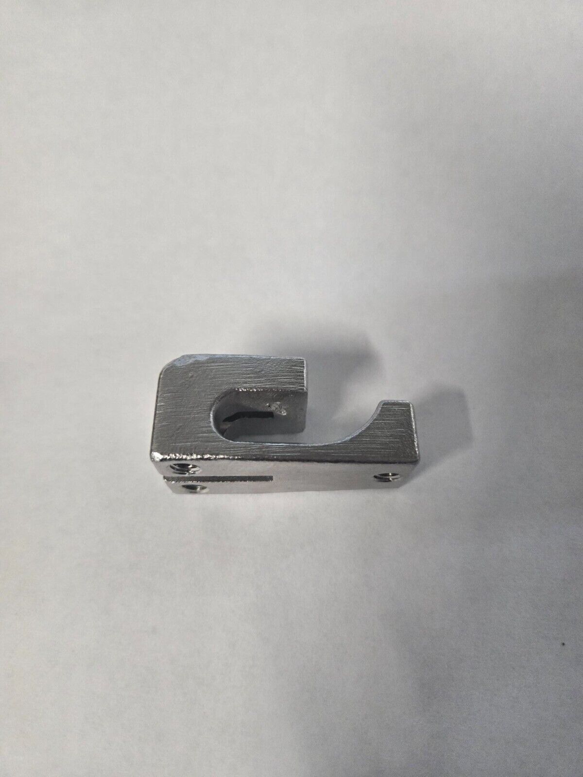 Unimac #C000185 Washer CATCH LOCK DR IPH ALL